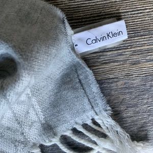 Never Worn Grey Calvin Klein Scarf